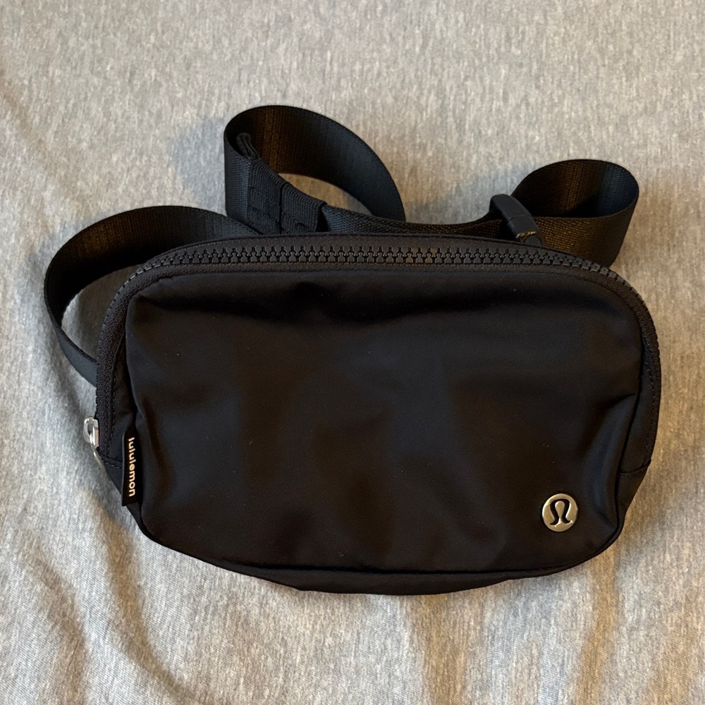lululemon athletica Black Belt Bag